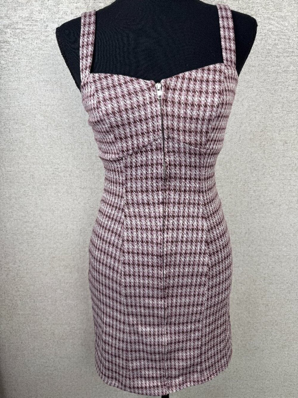 Francesca’s XS Mauve Houndstooth Mini Dress Zip Front Bodycon NWT